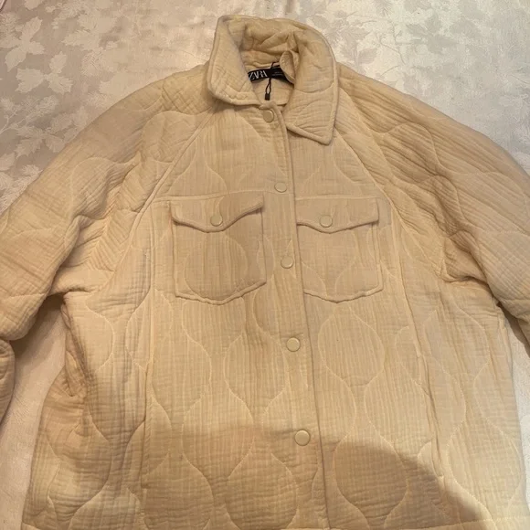 Zara padded shacket - Picture 3 of 3